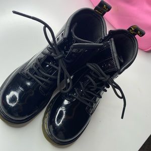 Dr. martens